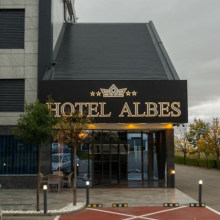 Hotel Albes بريزرن المظهر الخارجي الصورة