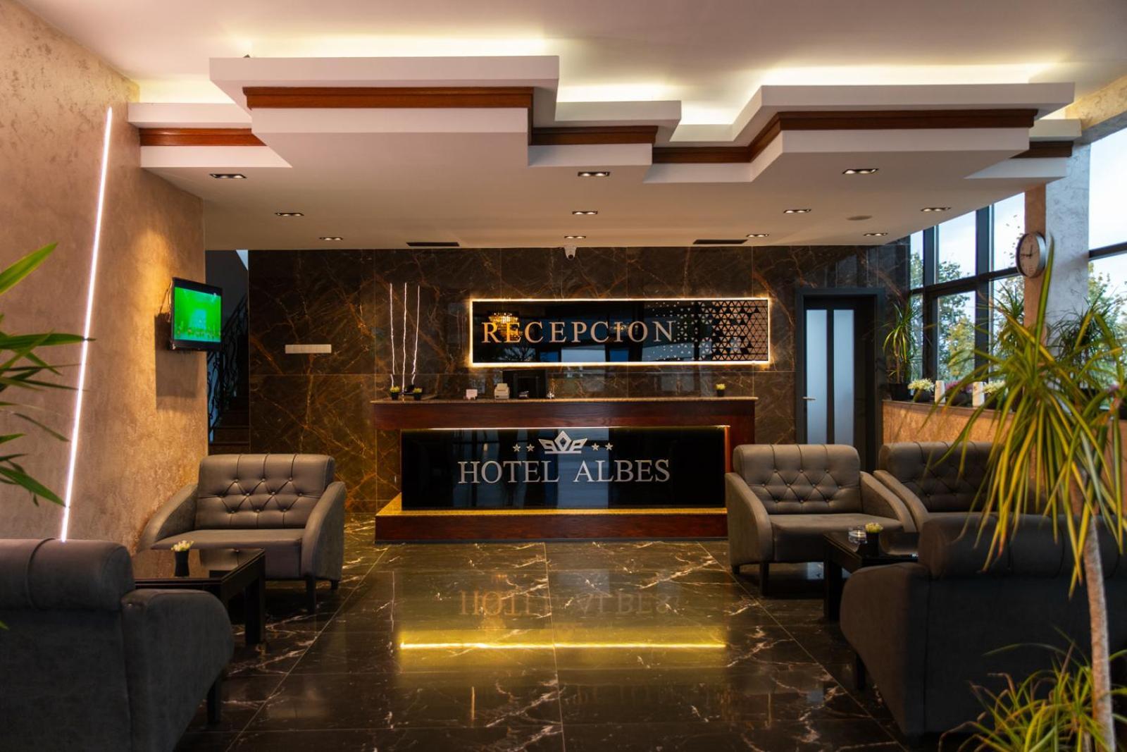 Hotel Albes بريزرن المظهر الخارجي الصورة